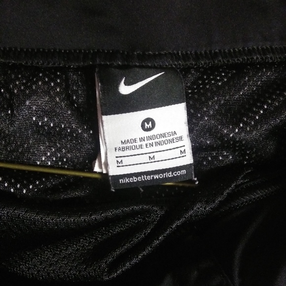 NIKE shorts. - Picture 2 of 4